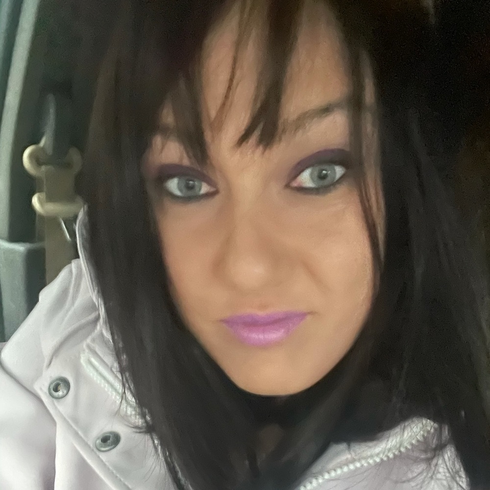Meet your Posher, Leah